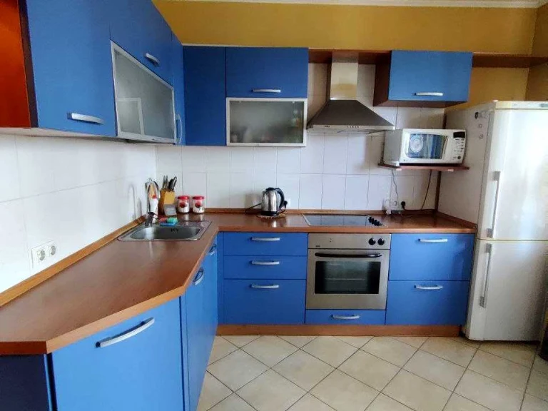 Apartment. Verkhovyna Street, Kyiv