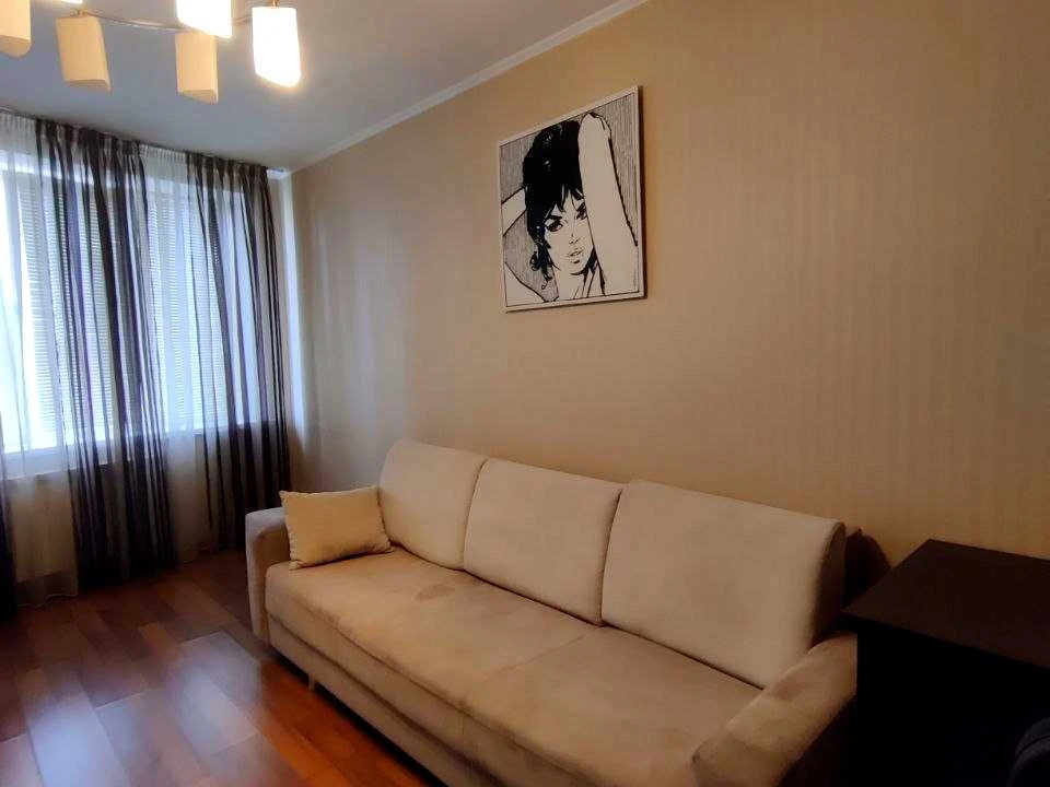 Apartment. Verkhovyna Street, Kyiv