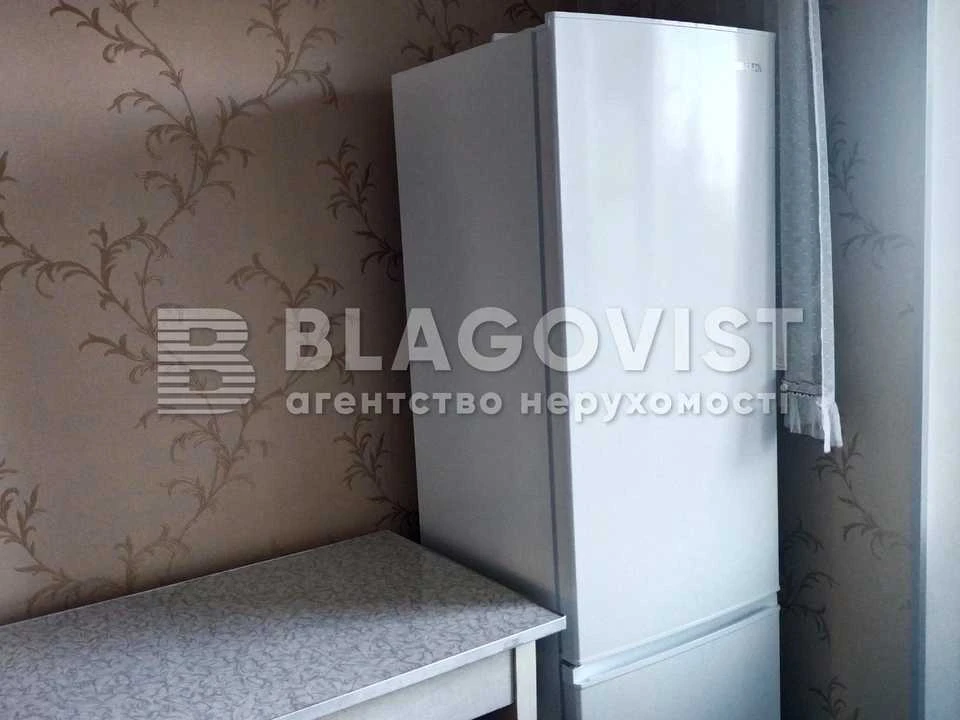 Квартира. Київ, вулиця Романа Ратушного