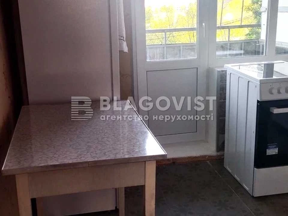 Квартира. Київ, вулиця Романа Ратушного