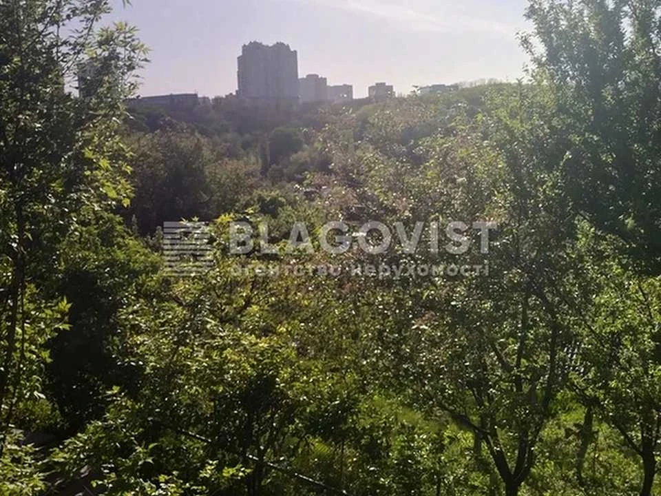 Квартира. Київ, вулиця Романа Ратушного