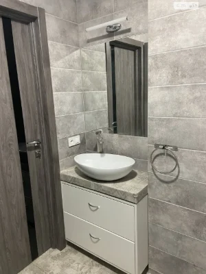 Довгострокова оренда квартиры в Багриновой горе