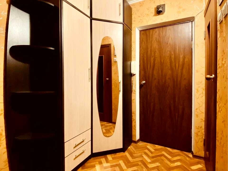Квартира. Київ, Новоукраїнська вулиця