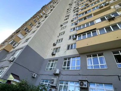 Квартира. Киев, проспект Алишера Навой