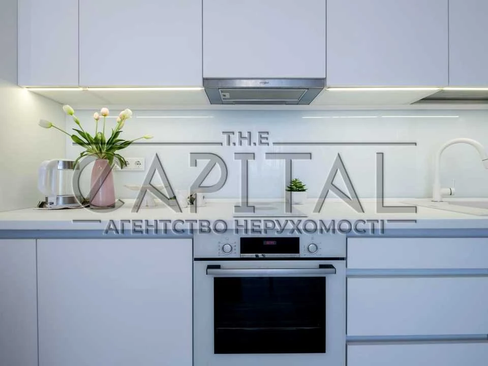 Apartment. Kyiv, Rodyny Kistiakovskho st.
