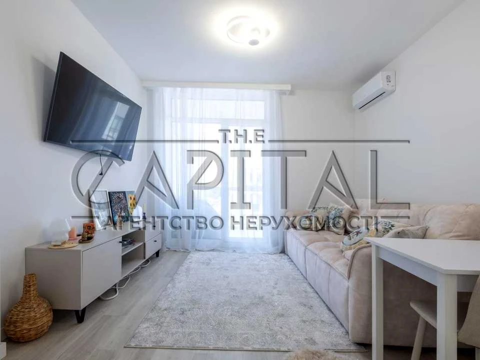 Apartment. Kyiv, Rodyny Kistiakovskho st.