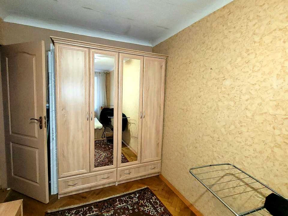 Квартира. Киев, улица Михаила Стельмаха