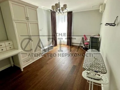 Apartment. Kyiv, Samiila Kishka st.