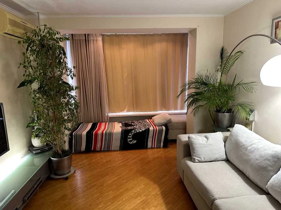 Apartment. General Genadiy Vorobyov Street, Kyiv