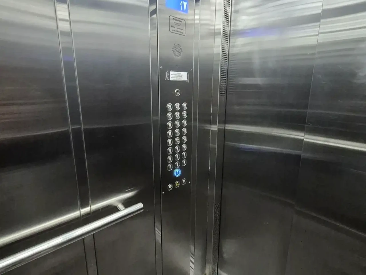 Rent 1-bedroom apartment 42 m2, 16/25 floor