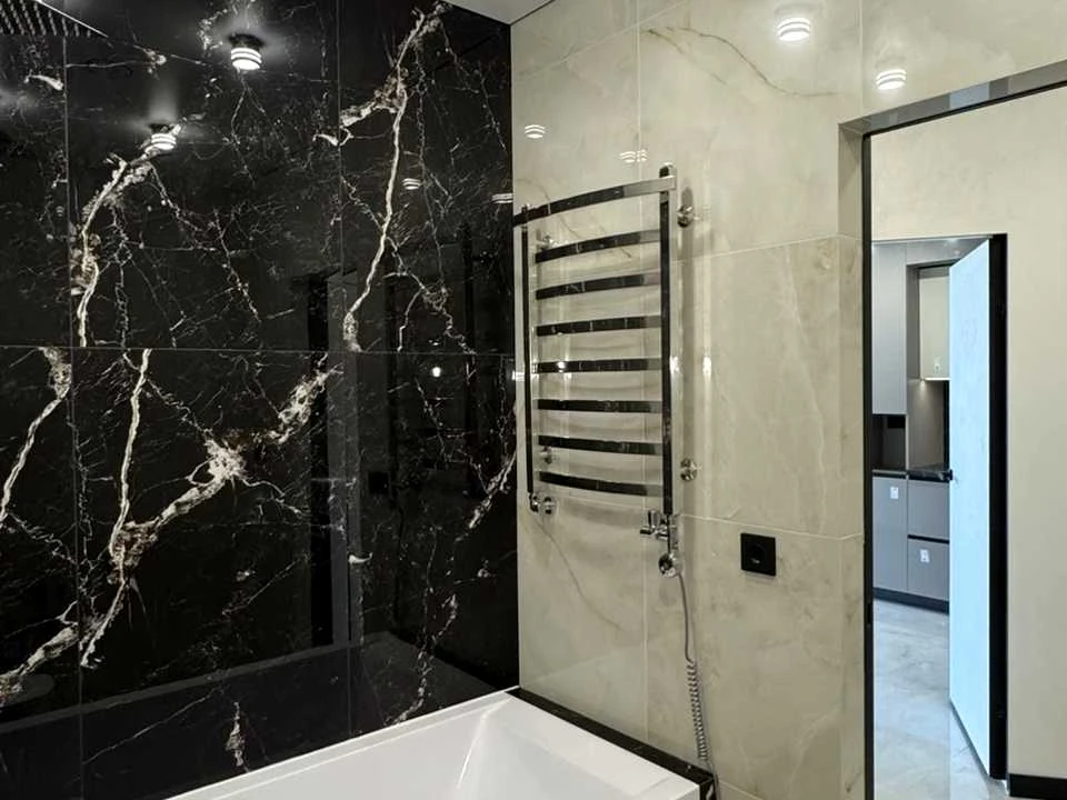 Apartment. Lviv, Roksolany st.