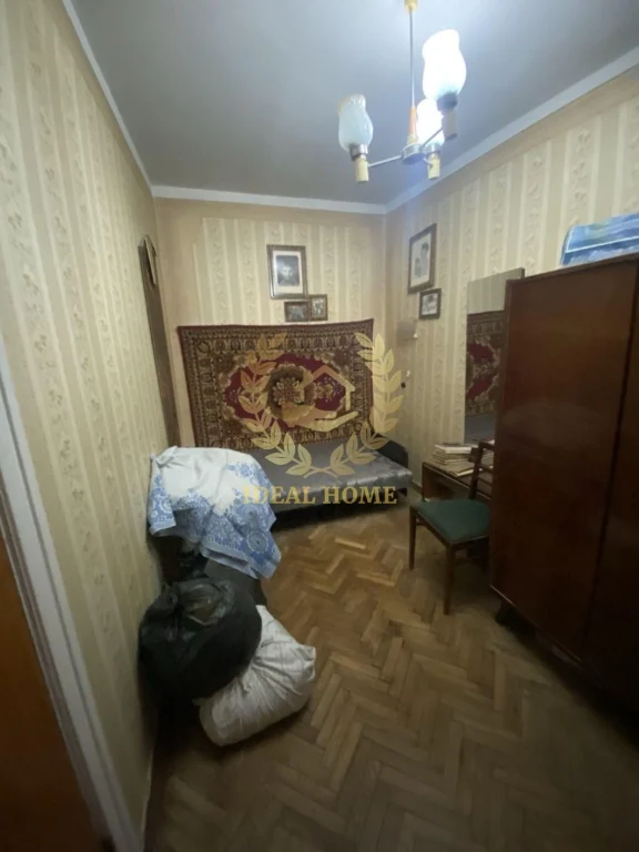 Продається 3-кімнатна квартира на Дегтярівській