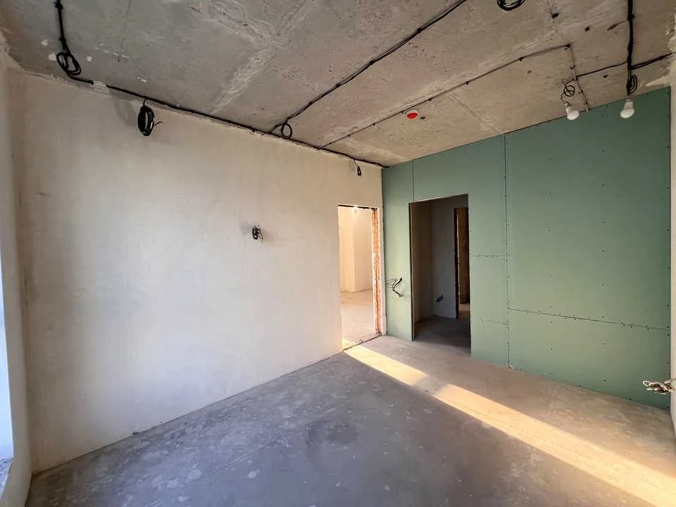 Apartment. Vyshorodska st.