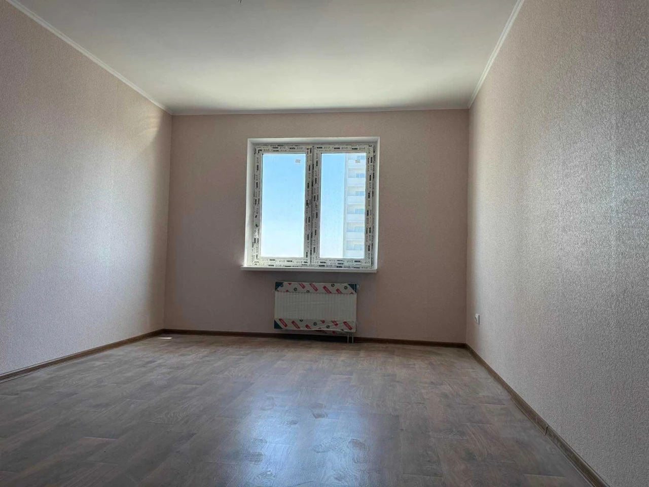 Spacious Euro-apartment 61 sq.m. in the "Desniansky" residential complex (kitchen/living room