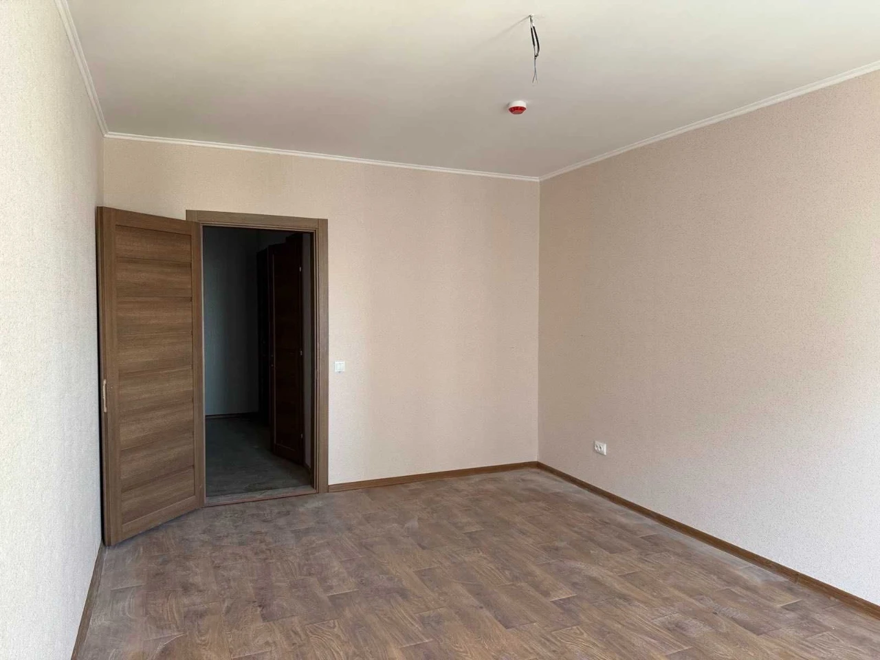 Spacious Euro-apartment 61 sq.m. in the "Desniansky" residential complex (kitchen/living room