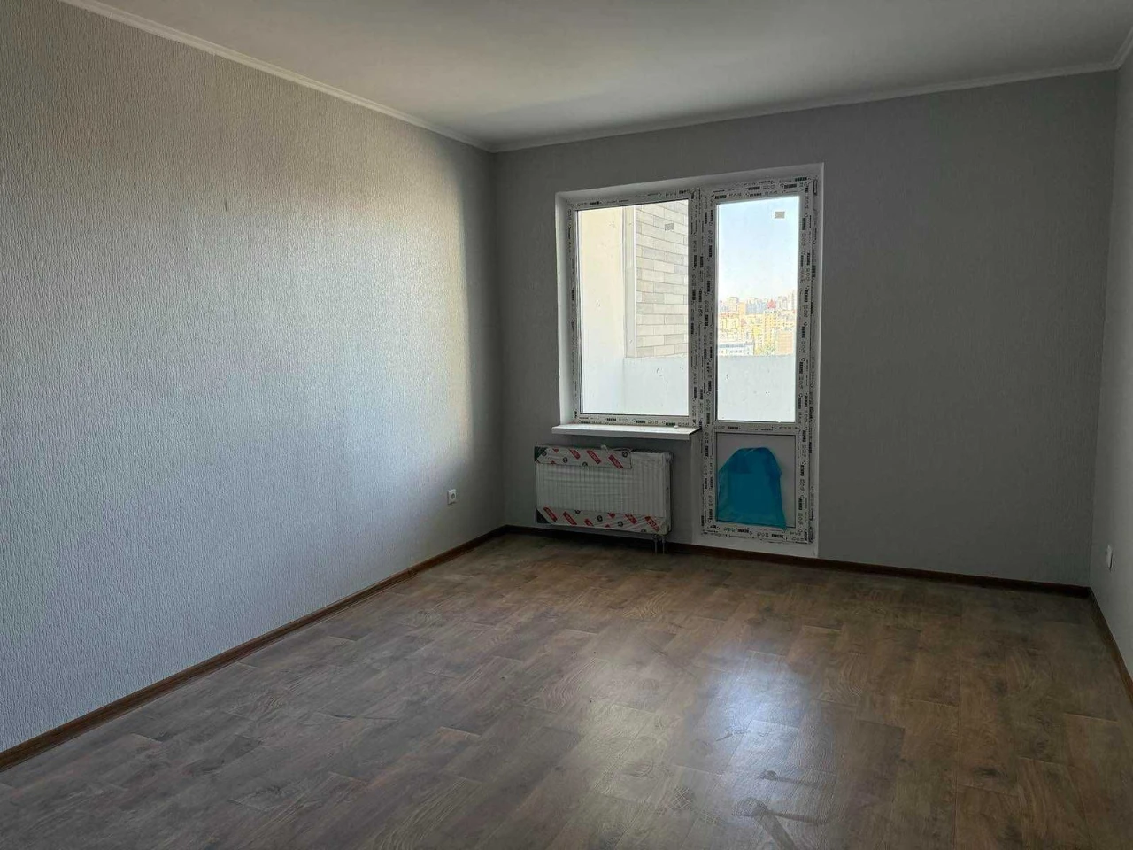 Spacious Euro-apartment 61 sq.m. in the "Desniansky" residential complex (kitchen/living room