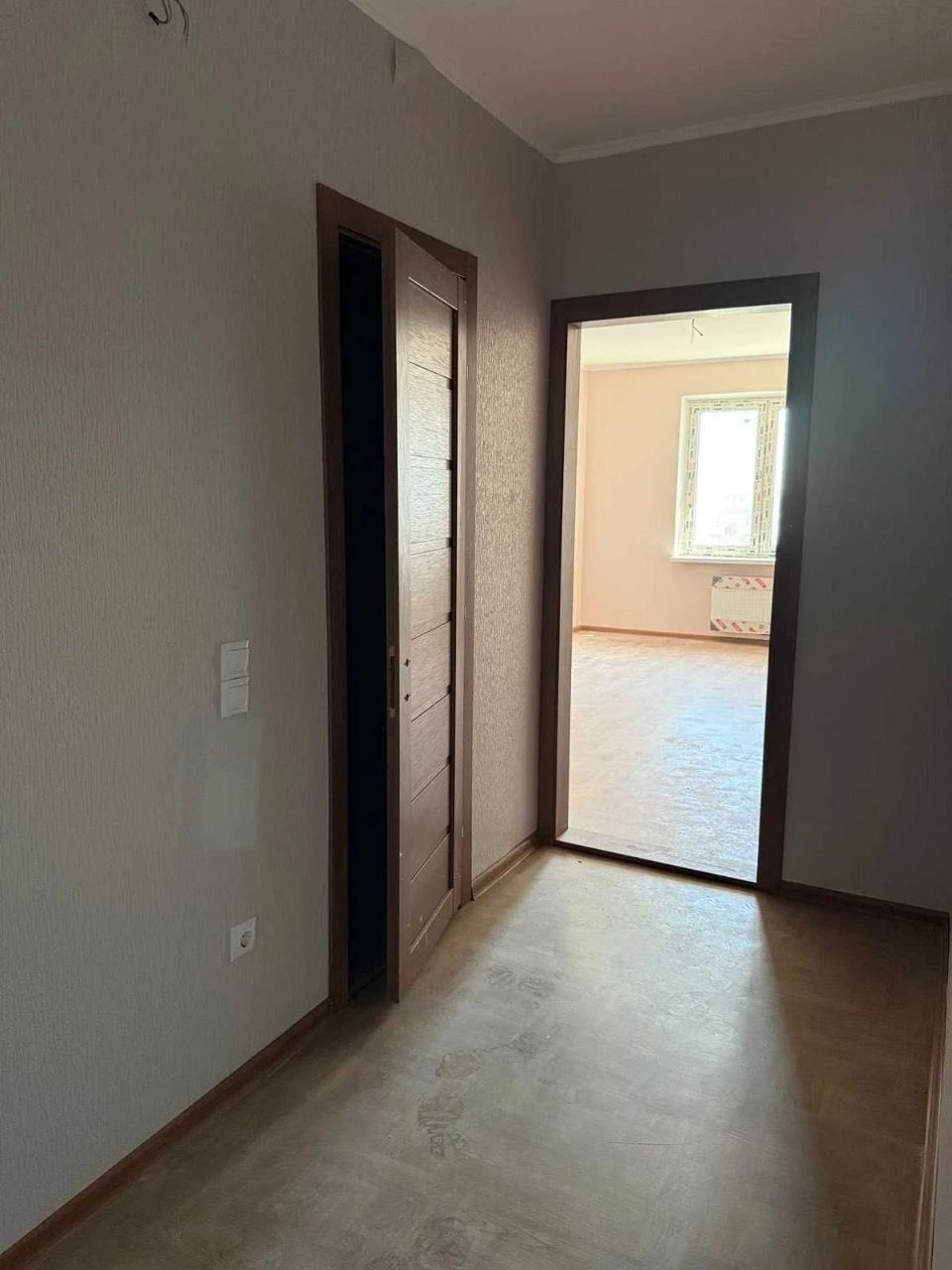 Spacious Euro-apartment 61 sq.m. in the "Desniansky" residential complex (kitchen/living room