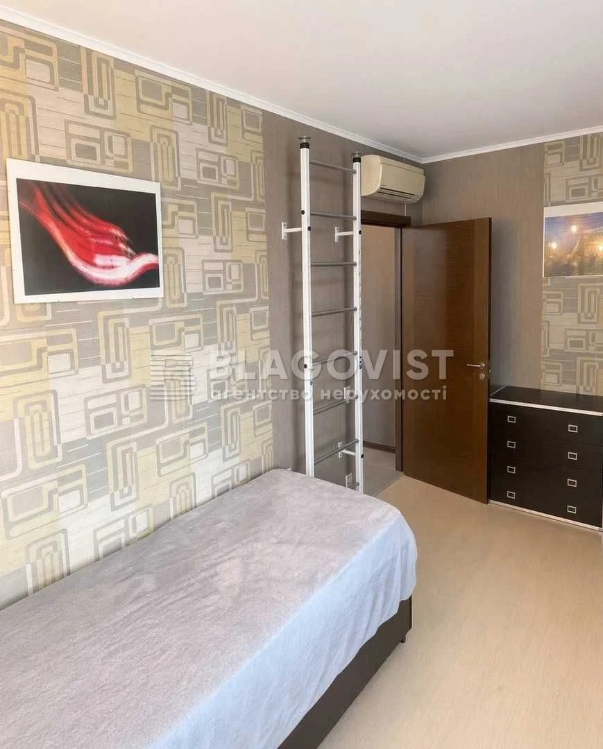 Продаж 3-к квартири вул.Львівська 22  М.Святошино, М.Житомир