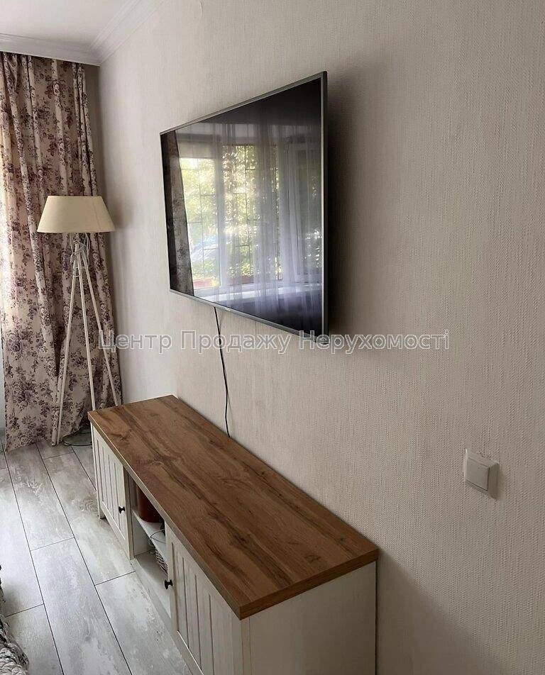 Продаж 2-кімн. квартири, 47 м², 2/5 пов, Київ. Відмінне розт