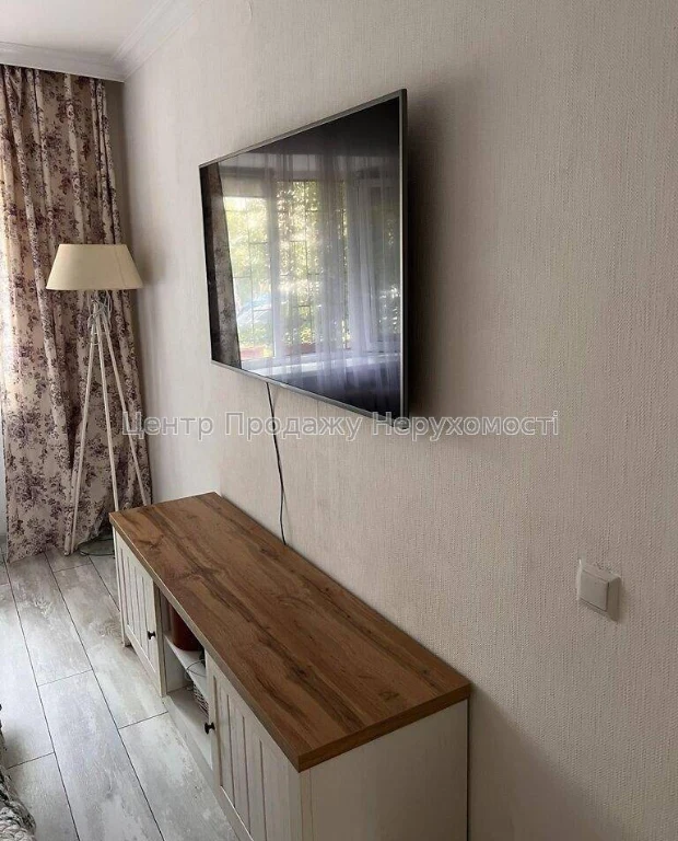 2-room apartment for sale, 47 m², 2/5 floor, Kyiv. Excellent renovation