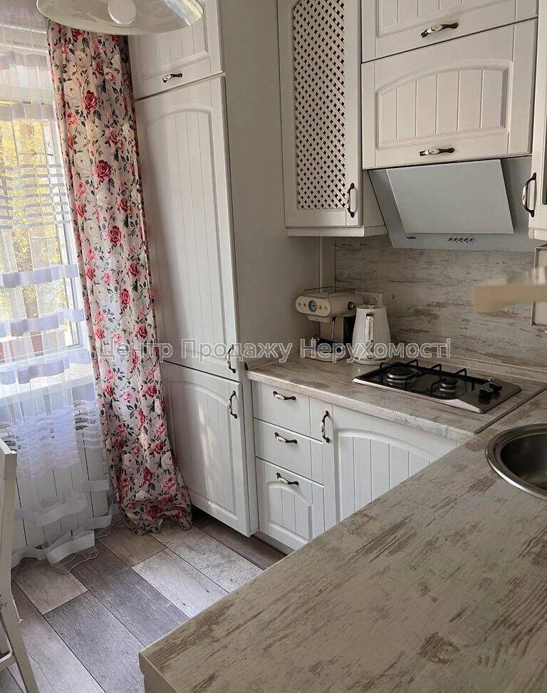 Продаж 2-кімн. квартири, 47 м², 2/5 пов, Київ. Відмінне розт