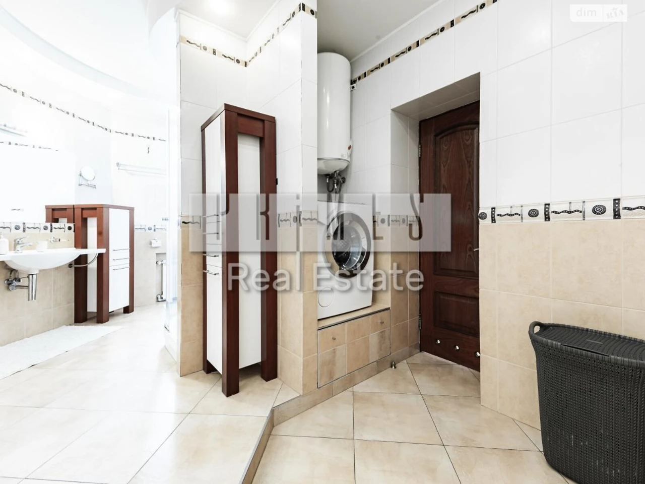Sale Apartment Holosiiv