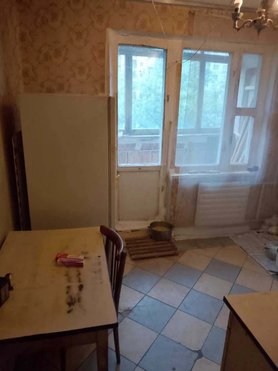 Метро "Ливобережная" 3-х комнатная квартира, 85000 у.е.