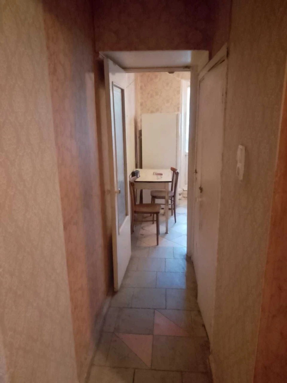 Метро "Ливобережная" 3-х комнатная квартира, 85000 у.е.