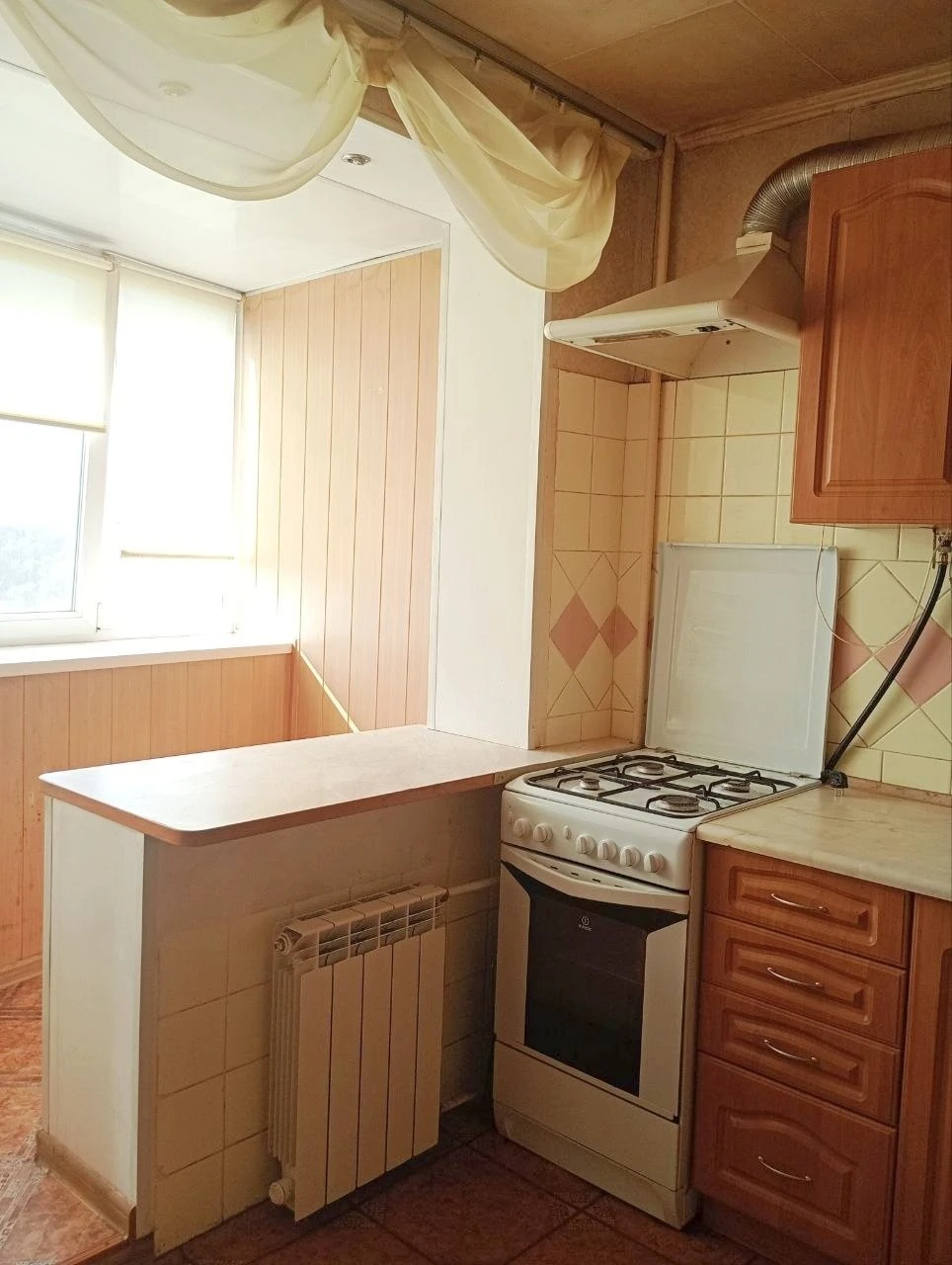 Sale of a 3-room apartment at 30 Bereznyaky Street