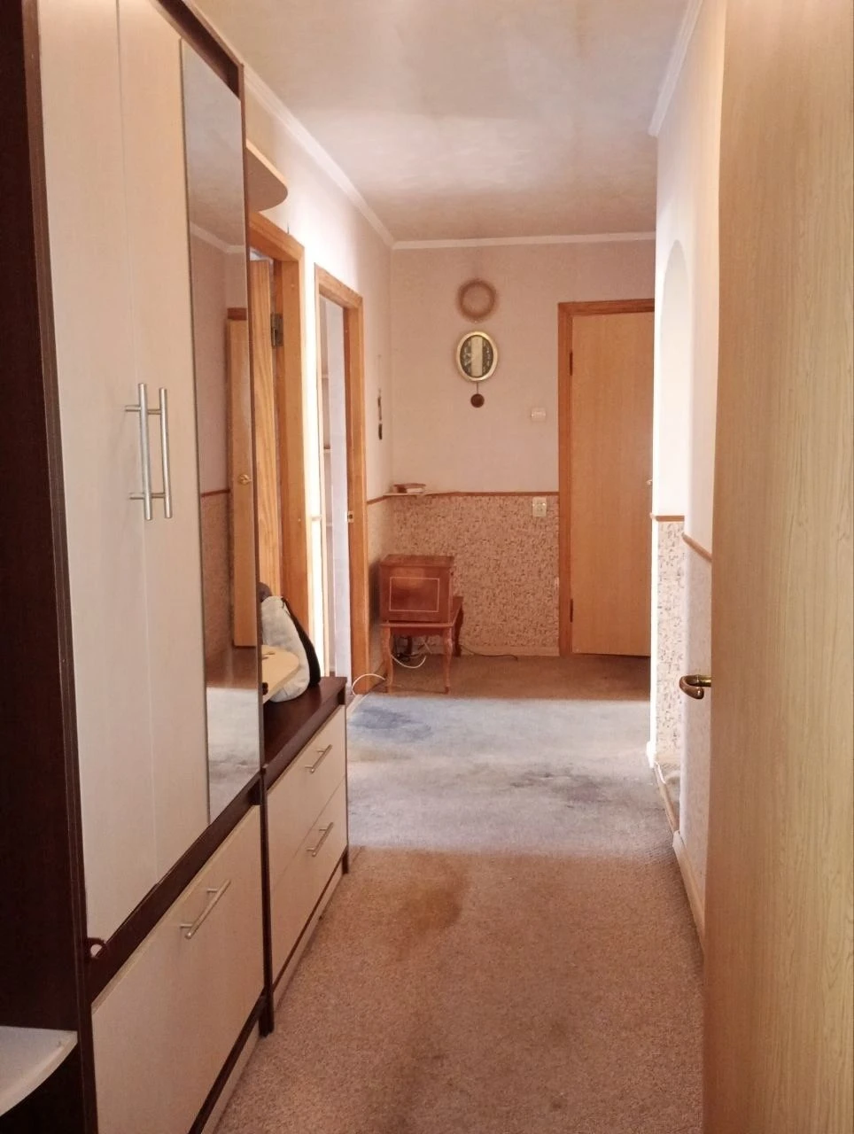 Sale of a 3-room apartment at 30 Bereznyaky Street