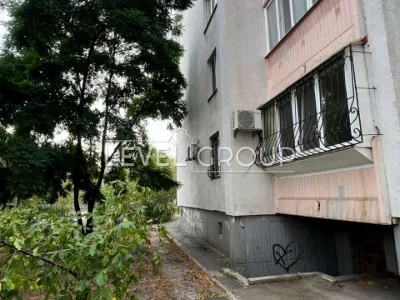 Apartment. Novaatoriv Street, Kyiv.