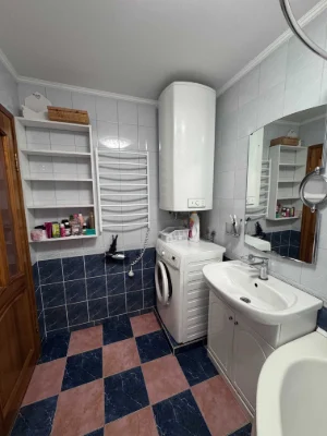 Sale of a 3-bedroom apartment on Victory Avenue, Алексеевка