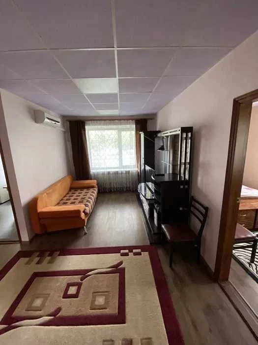 2-room apartment for sale near the Vokzal metro station.