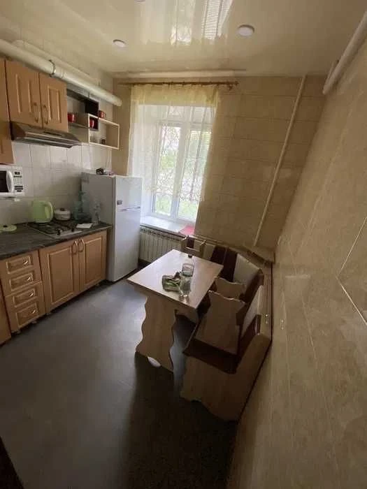 2-room apartment for sale near the Vokzal metro station.
