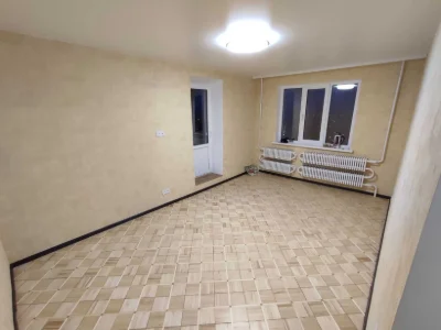 For Sale Spacious 2-room apartment in Kholodnaya Gora
