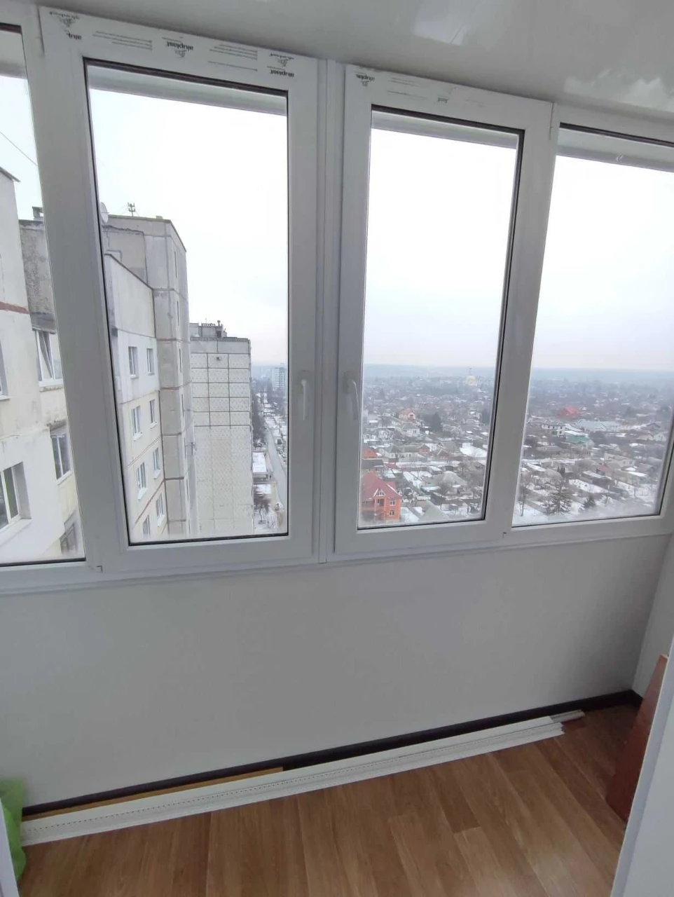 For Sale Spacious 2-room apartment in Kholodnaya Gora