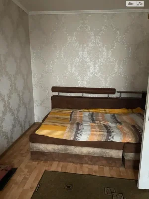 Довгострокова оренда кімнати в Покровському