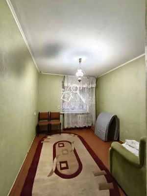 Продаж 4-кімнатної квартири на вулиці Олександра Поля, 1