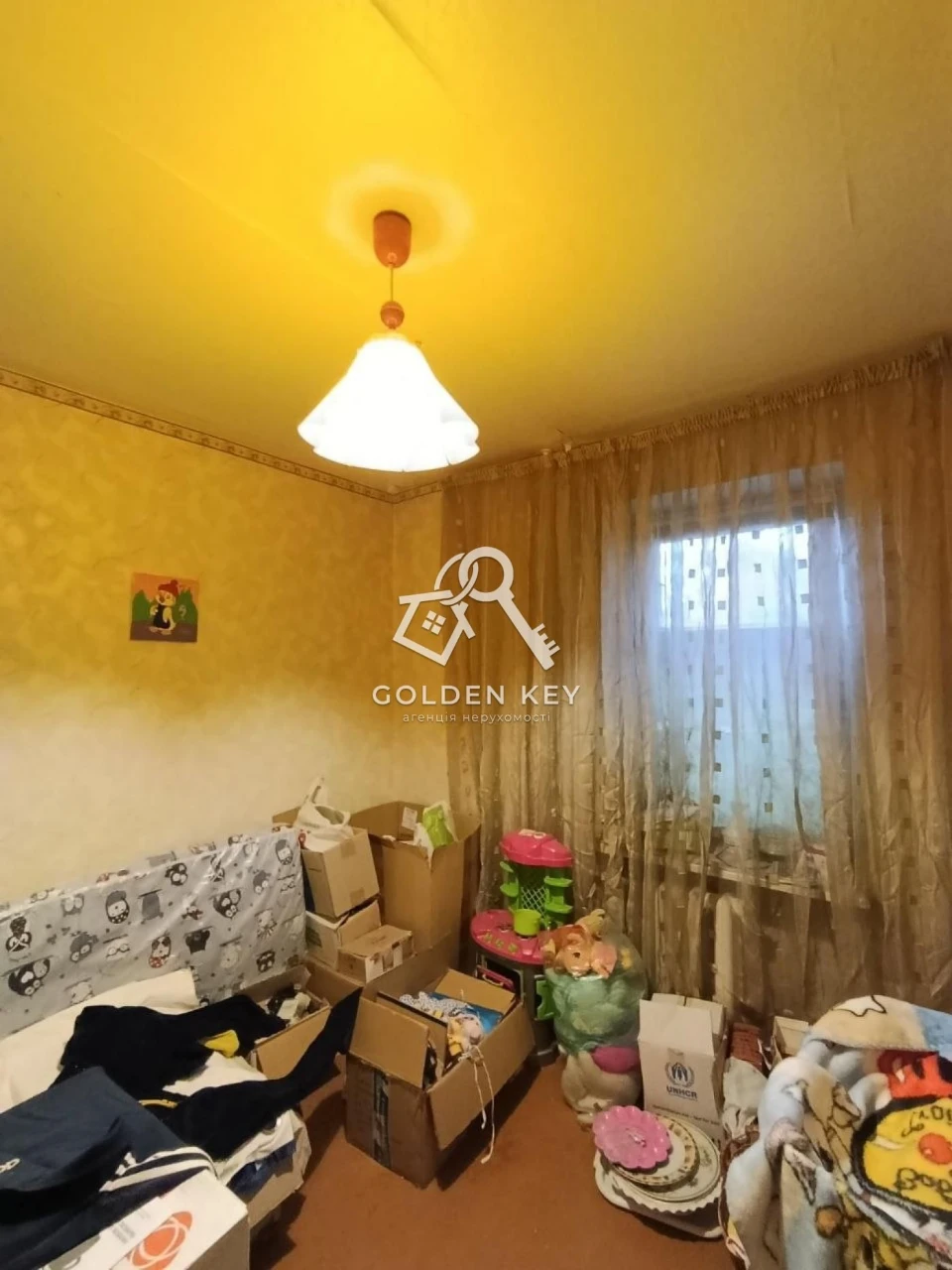 Продаж 4-кімнатної квартири на вулиці Олександра Поля, 1
