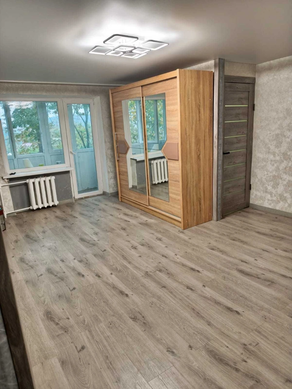 For sale 3-room apartment with renovation