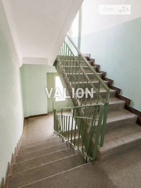 Продаж 2-кімнатної квартири 50.7 м², Володимира Висоцького б