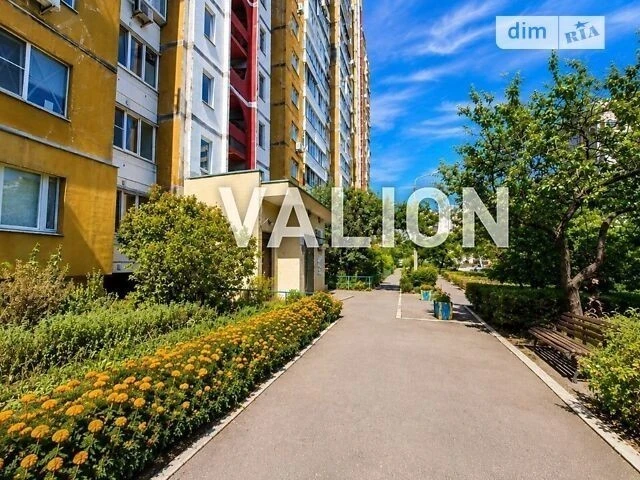 Продаж 2-кімнатної квартири 50.7 м², Володимира Висоцького б