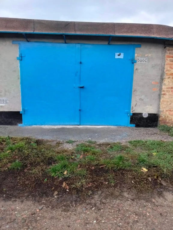Продаю капитальный гараж