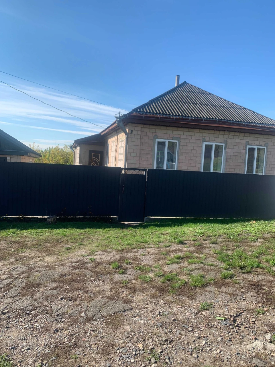 House for Sale in Zolotonoh,