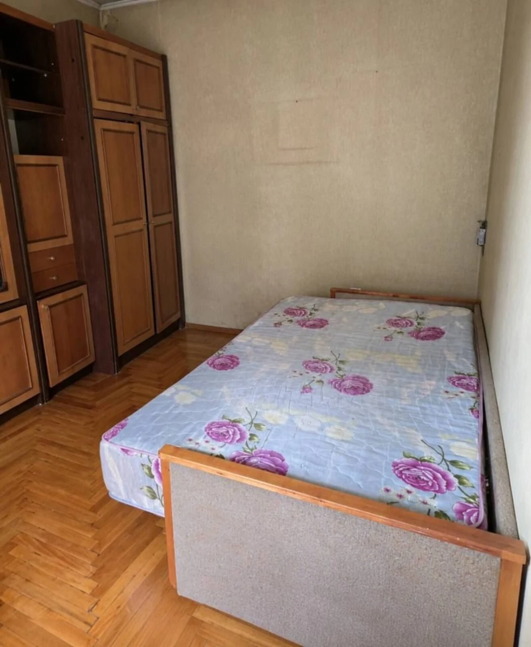 Продається напівособняк у м. Ужгород
