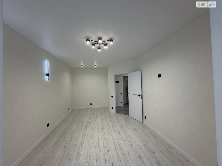 Apartment for Sale, Exhibition