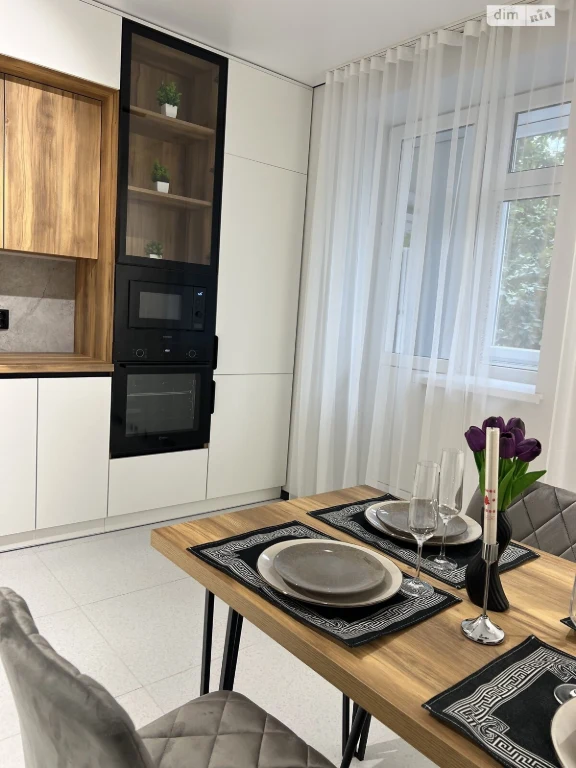 Long-Term Rental Apartment, New World