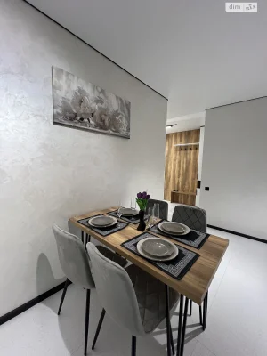 Long-Term Rental Apartment, New World
