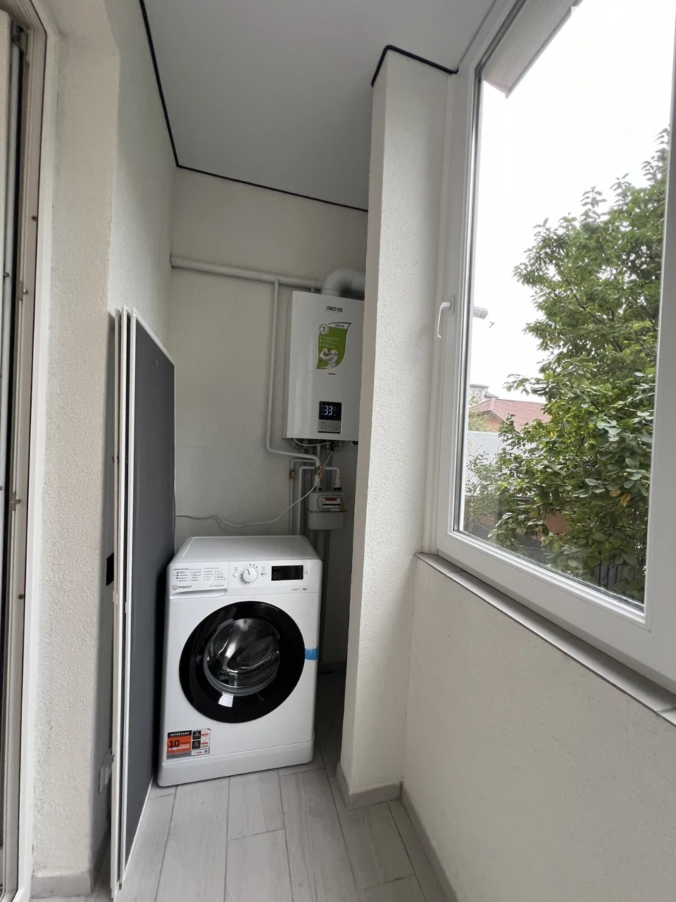 Long-Term Rental Apartment, New World