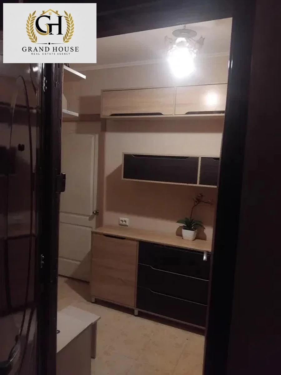 Продається 2-кімнатна квартира на Полтавській